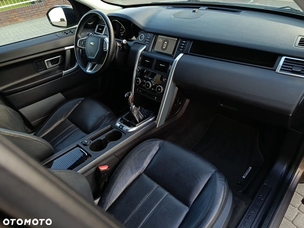 Land Rover Discovery Sport TD4 HSE Luxury - 29