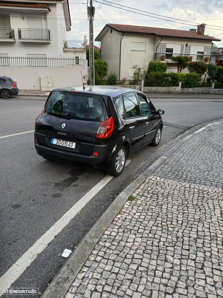 Renault Scénic - 3