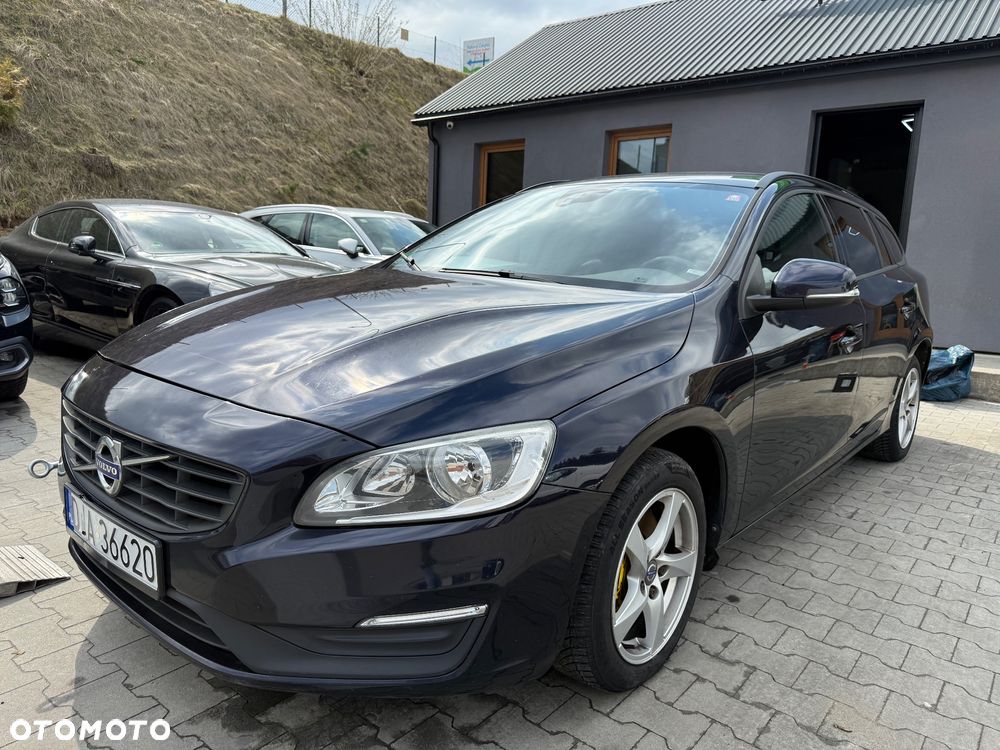 Volvo V60 D2 Drive-E Base - 1