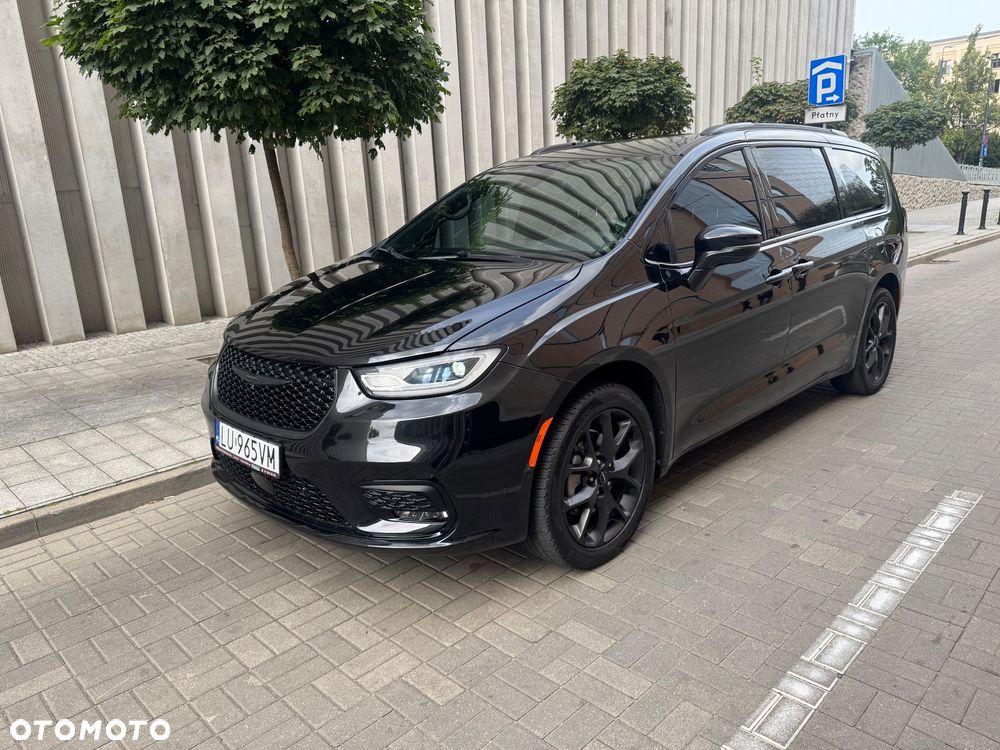 Chrysler Pacifica - 14