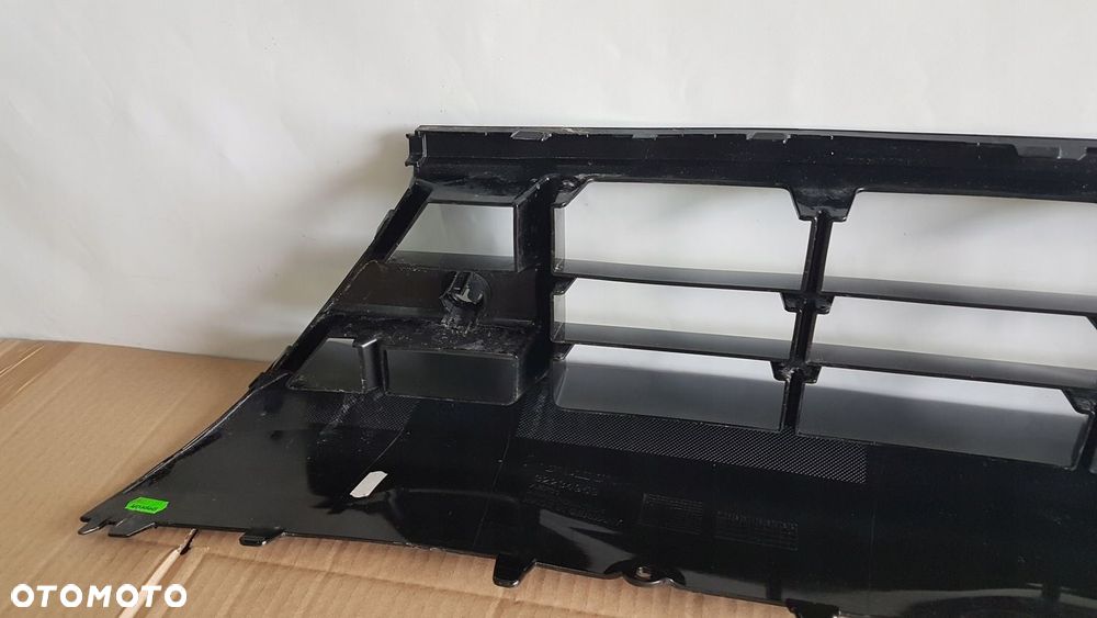 KRATKA ŚRODKOWA ZDERZAKA PRZÓD VOLVO XC60 LIFT R-DESIGN 32234959 - 8