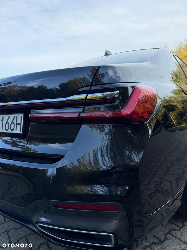 BMW Seria 7 730d xDrive - 13