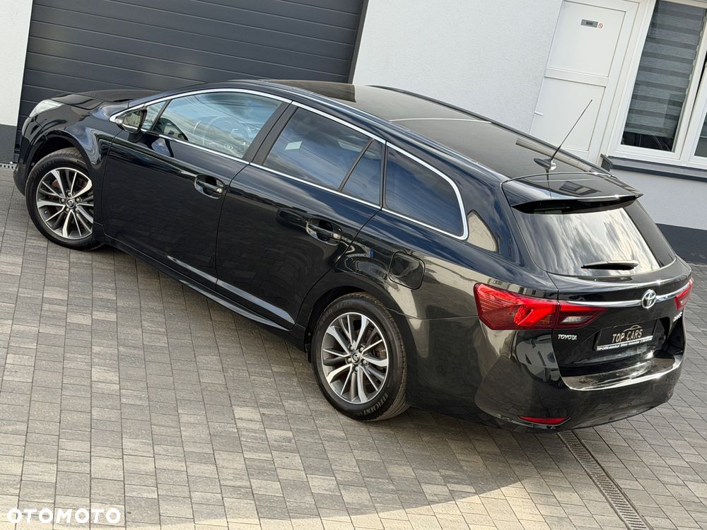 Toyota Avensis - 21