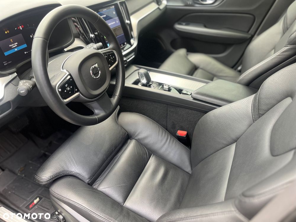 Volvo V60 D4 Momentum Pro - 8