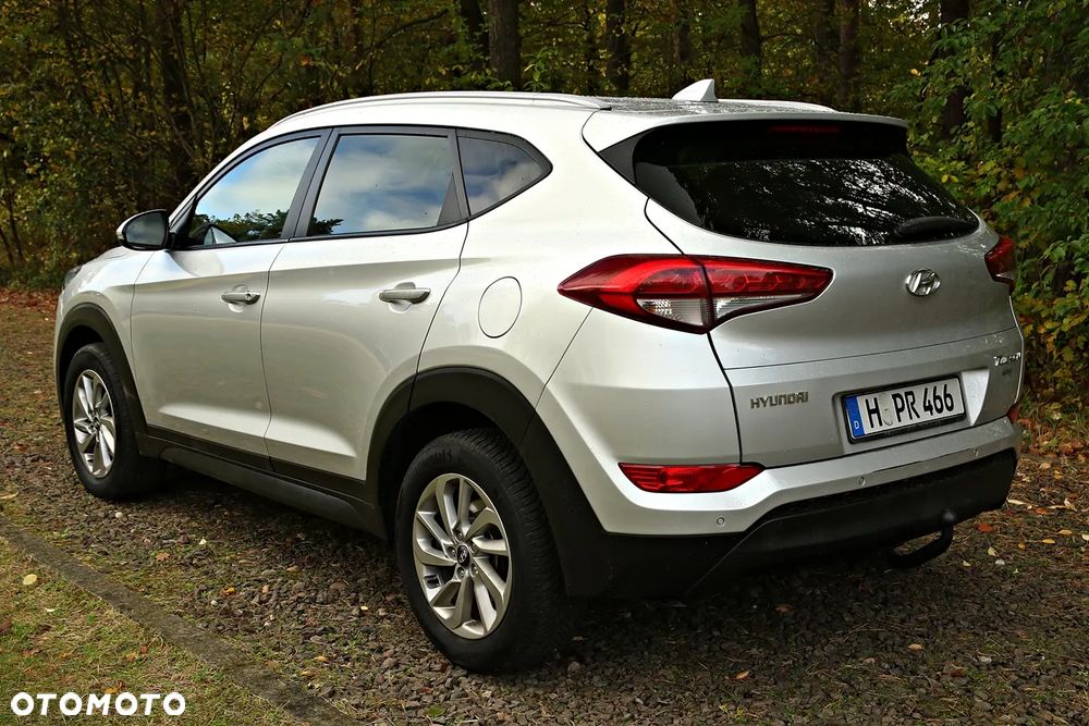 Hyundai Tucson 1.7 CRDI BlueDrive GO 2WD - 26