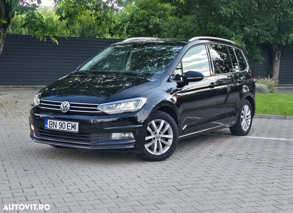 Volkswagen Touran 2.0 TDI DSG Highline - 2