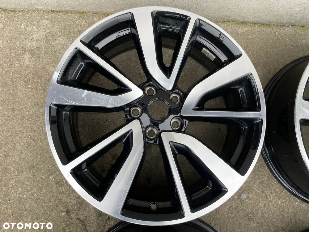 FELGI NISSAN QASHQAI J11  19x7J, ET40, 5x114,3 - 5