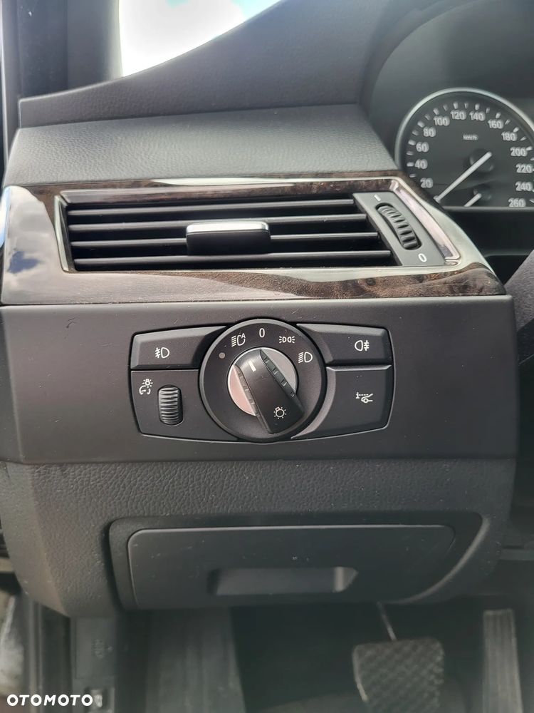 BMW Seria 5 - 22