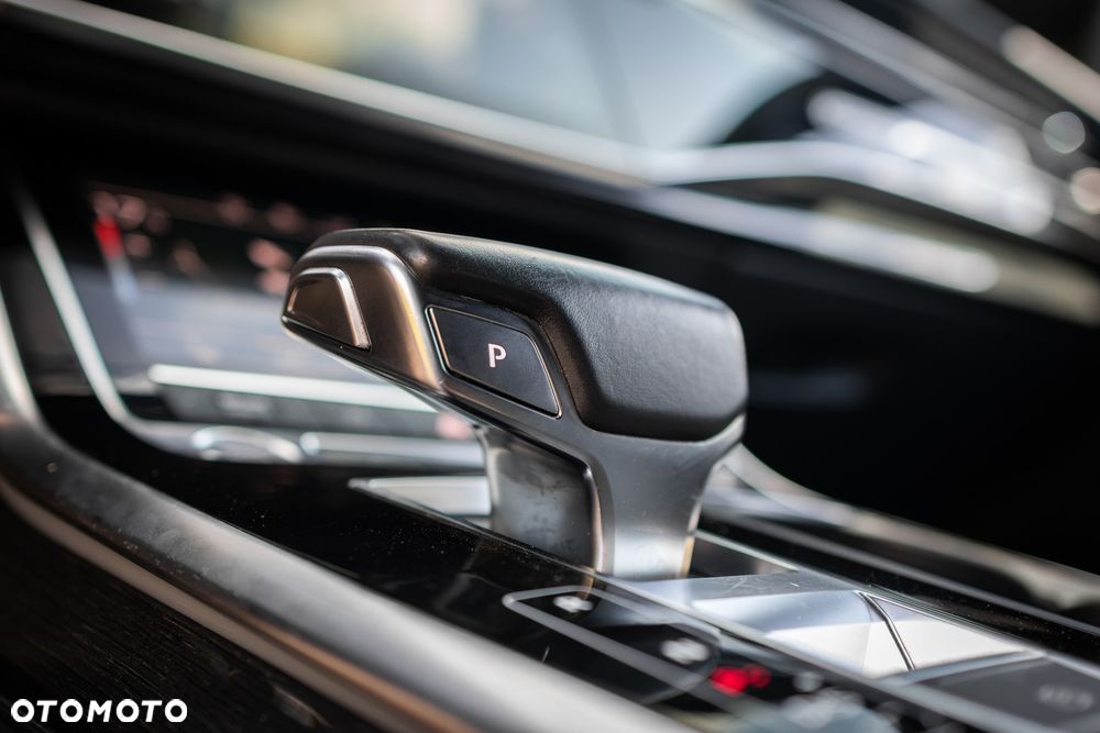 Audi Q8 55 TFSI mHEV Quattro Tiptronic - 29
