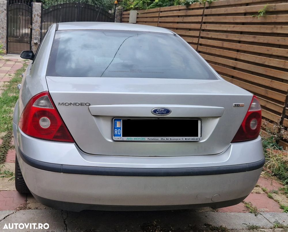 Ford Mondeo 2.0TDCi Ambiente - 5