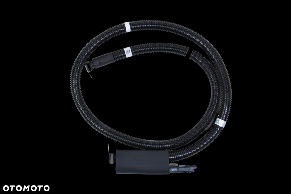 5801554239 Iveco Daily 3.0 E6 2014 2016 przewód zbiornika AdBlue - 1