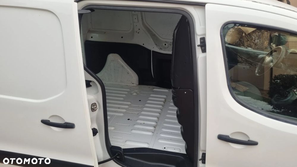 Citroën Berlingo 1.6 HDi X - 16
