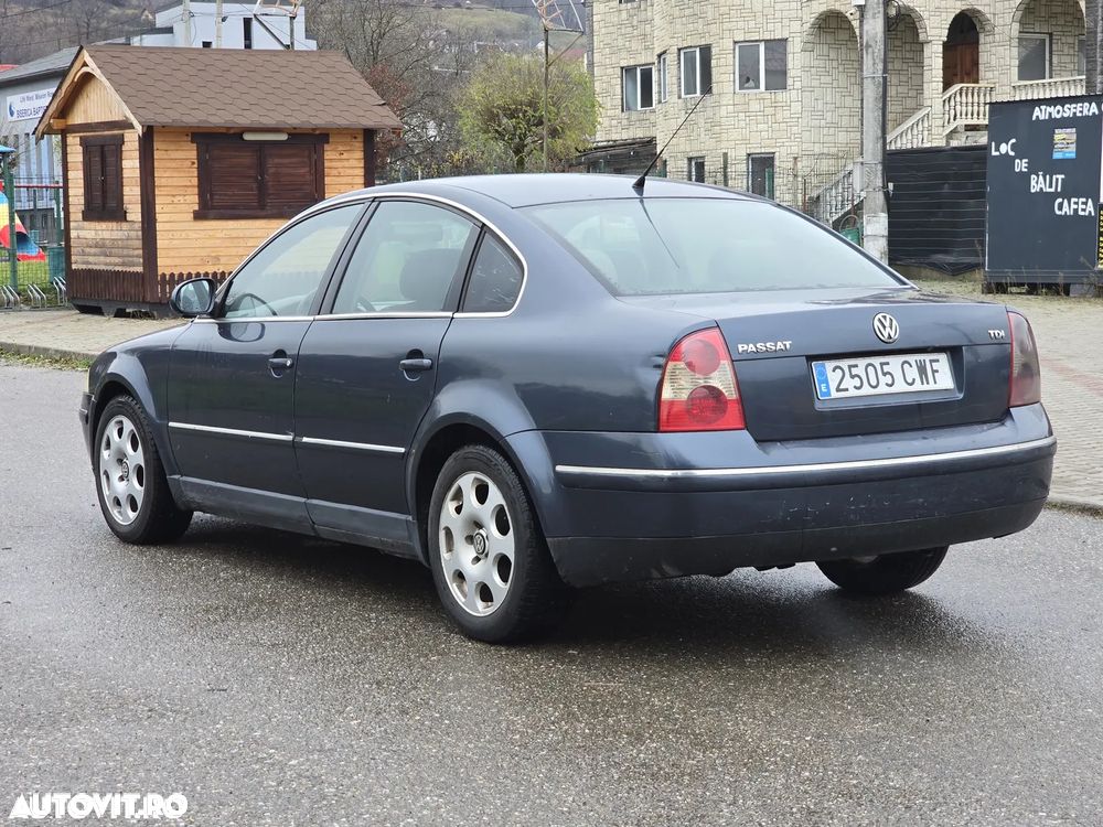 Volkswagen Passat 1.9 TDI - 3