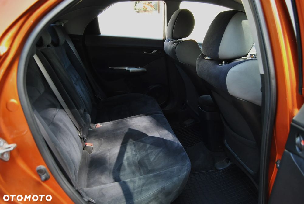 Honda Civic 1.4 Comfort - 8