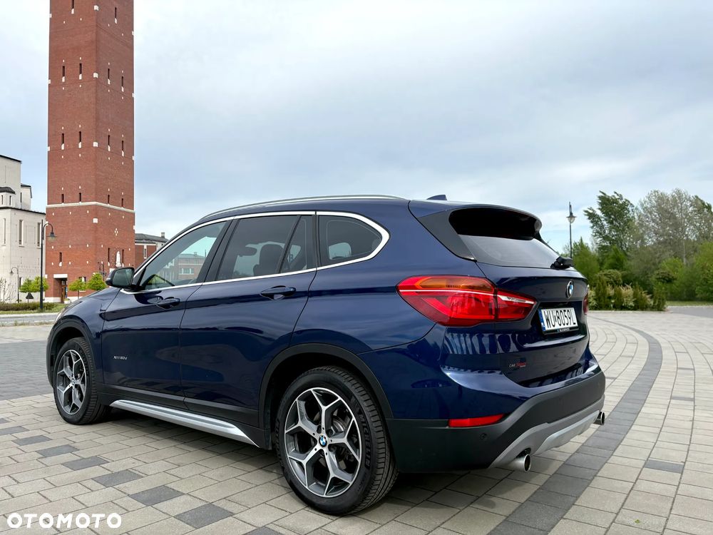 BMW X1 xDrive20d xLine - 4