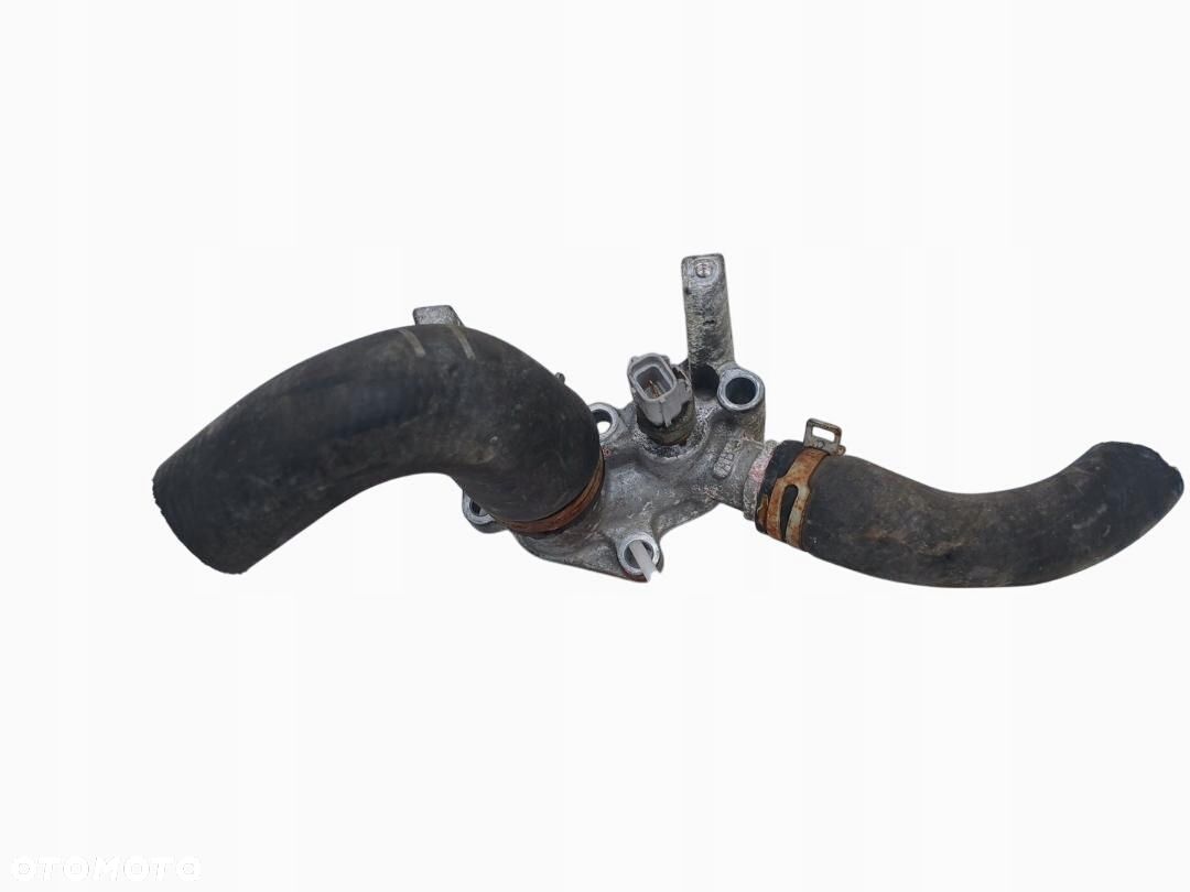OBUDOWA TERMOSTATU KRÓCIEC FORD FOCUS II MK2 1.6 B 100KM SHDA 1N1G-8594 - 1