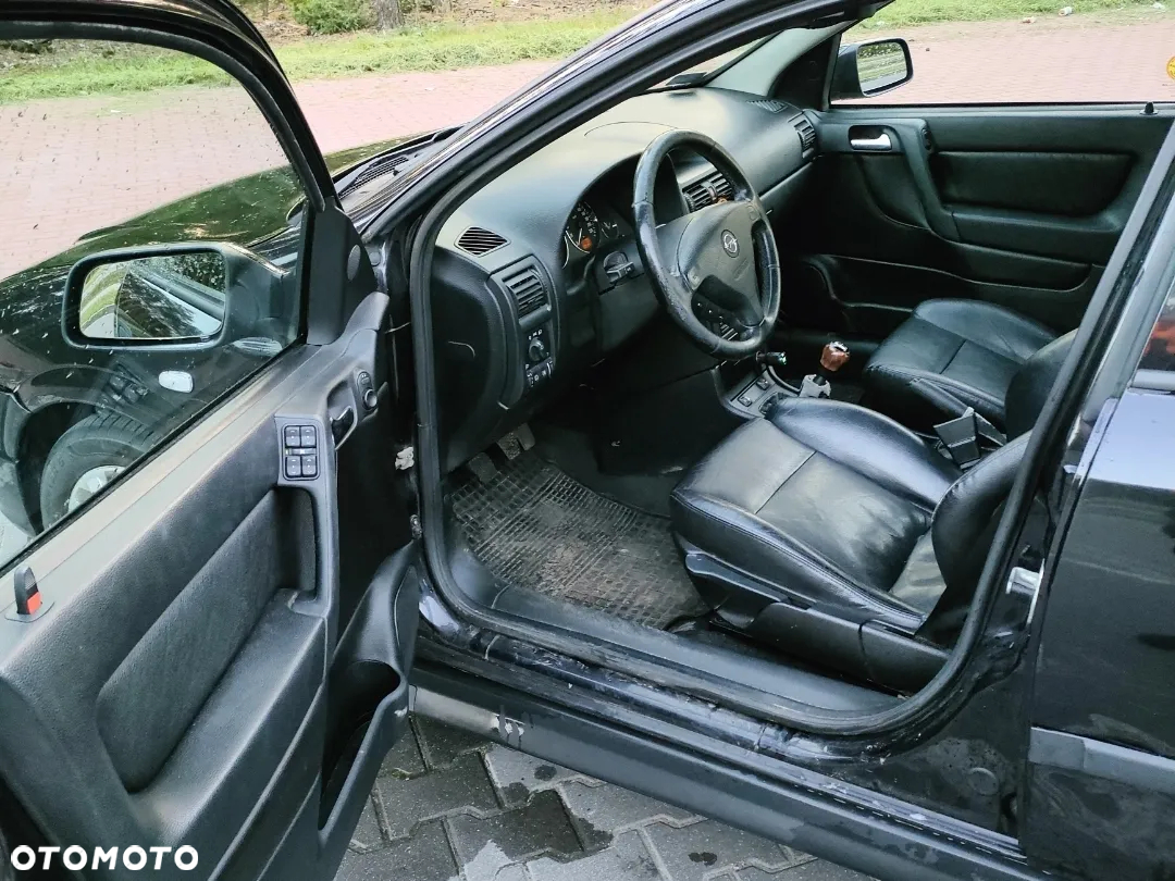 Opel Astra - 10