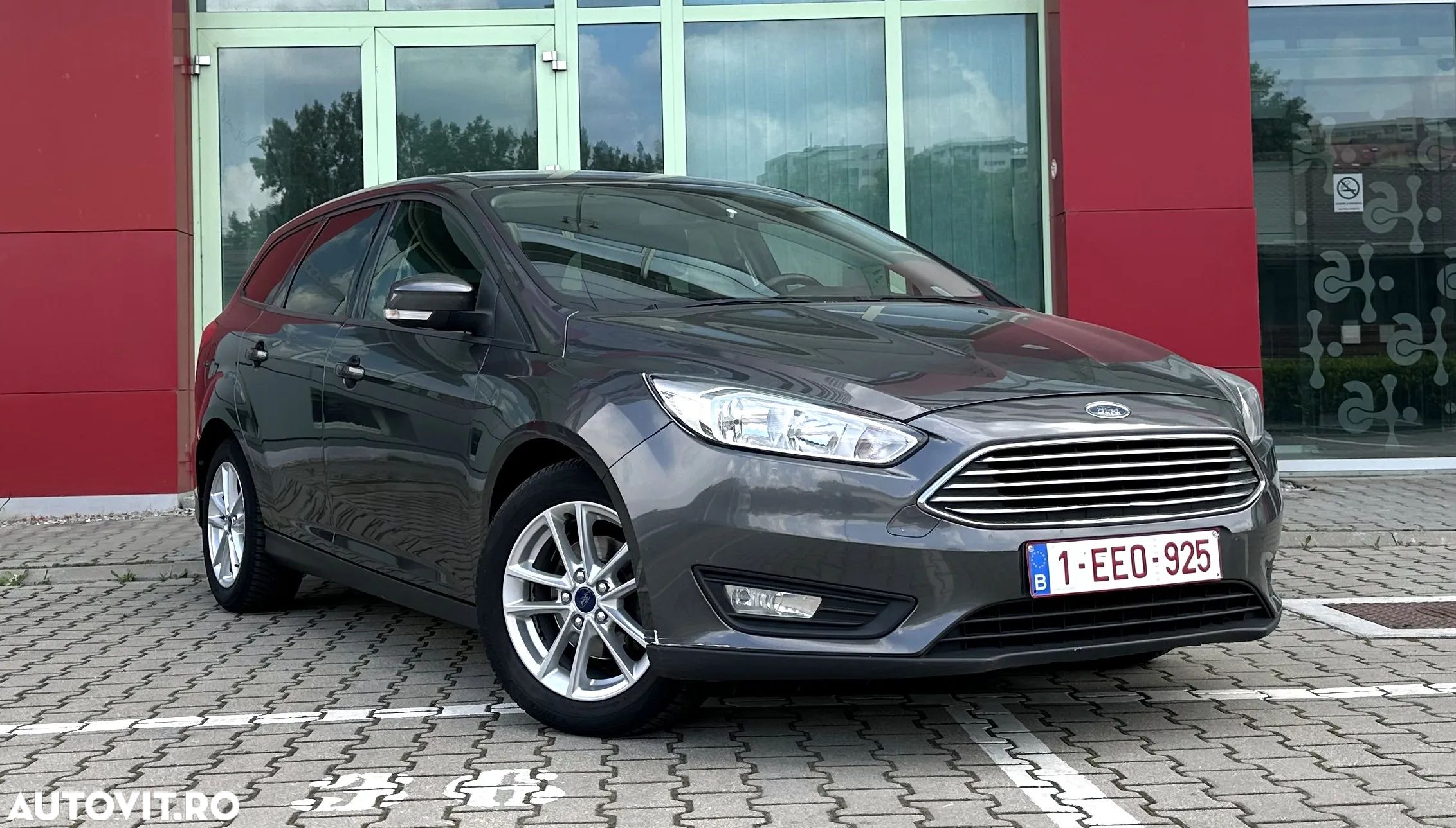 Ford Focus - 1