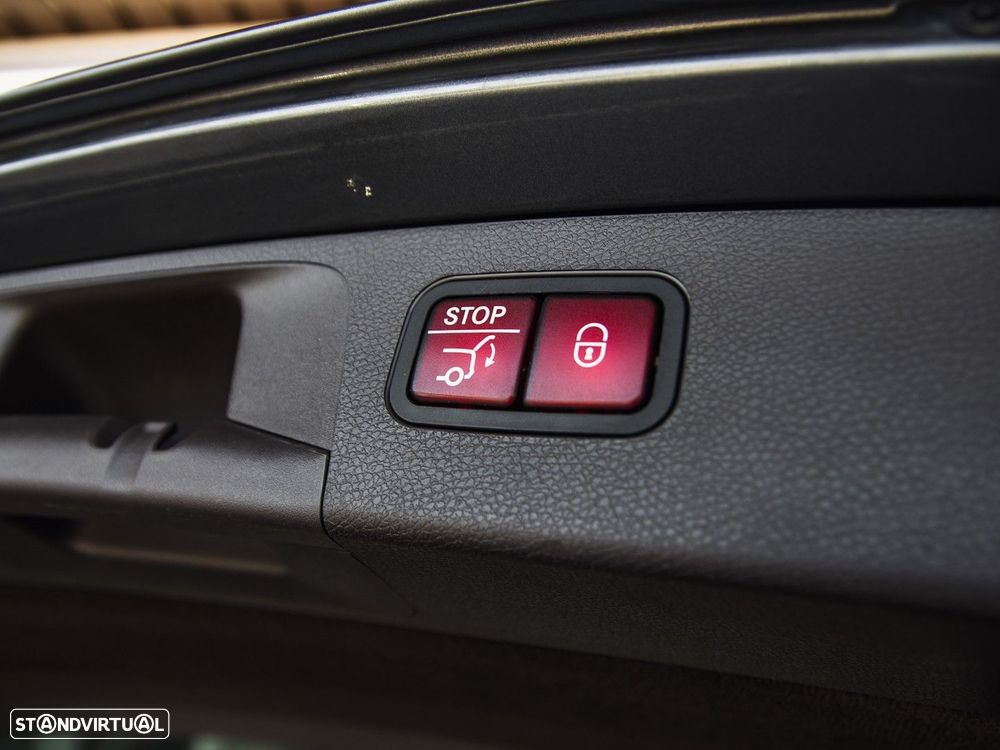 Mercedes-Benz E 220 d 4-Matic All Terrain Avantgarde + - 52