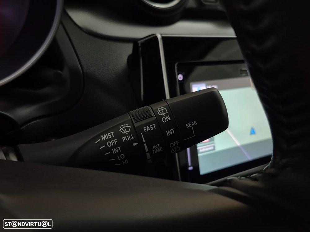 Suzuki Swift 1.2 Mild Hybrid GLE - 30