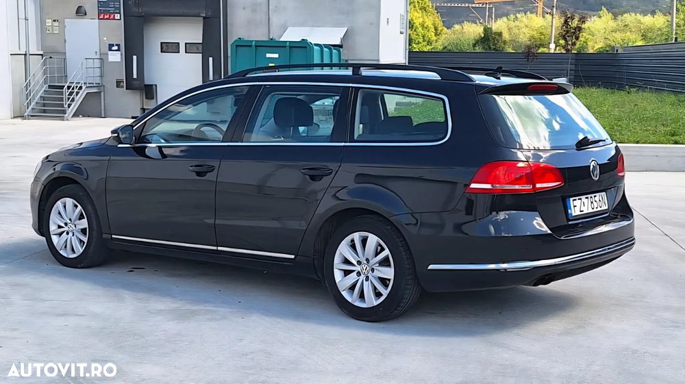 Volkswagen Passat Variant 2.0 TDI DSG BlueMotion Technology Comfortline - 16