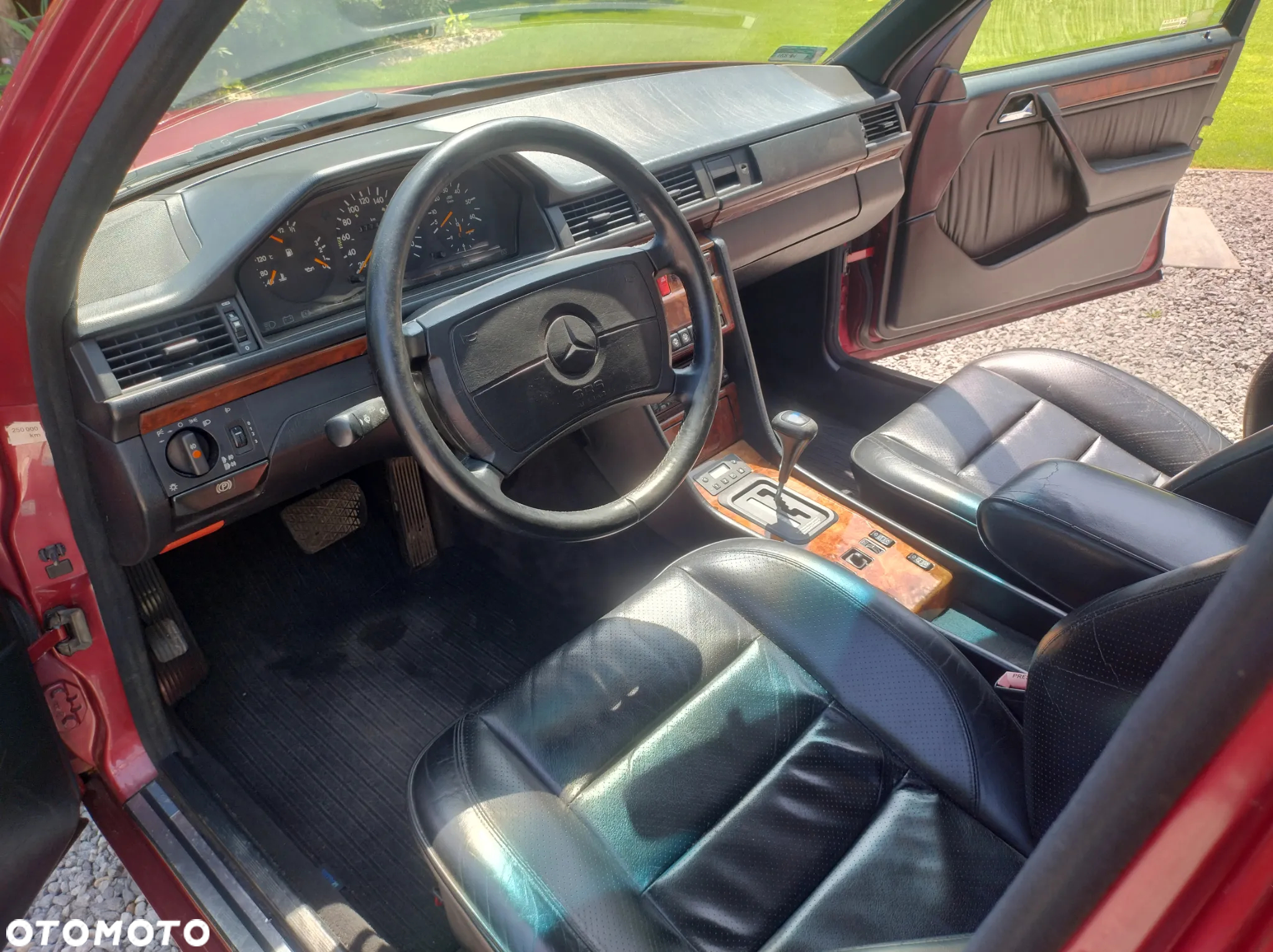 Mercedes-Benz W124 (1984-1993) - 18
