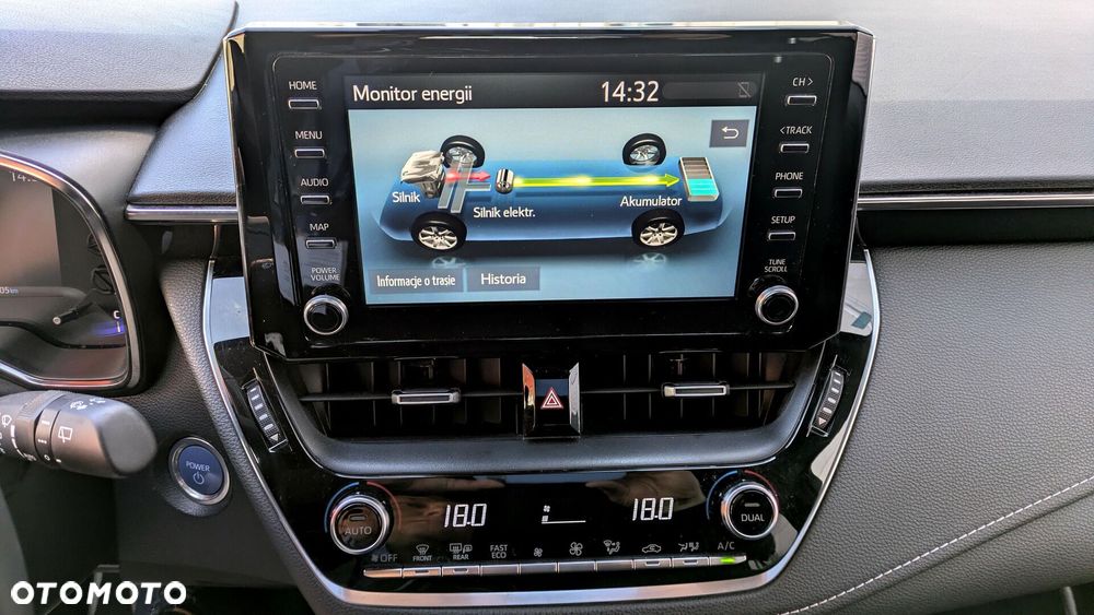 Toyota Corolla 1.8 Hybrid Comfort - 18