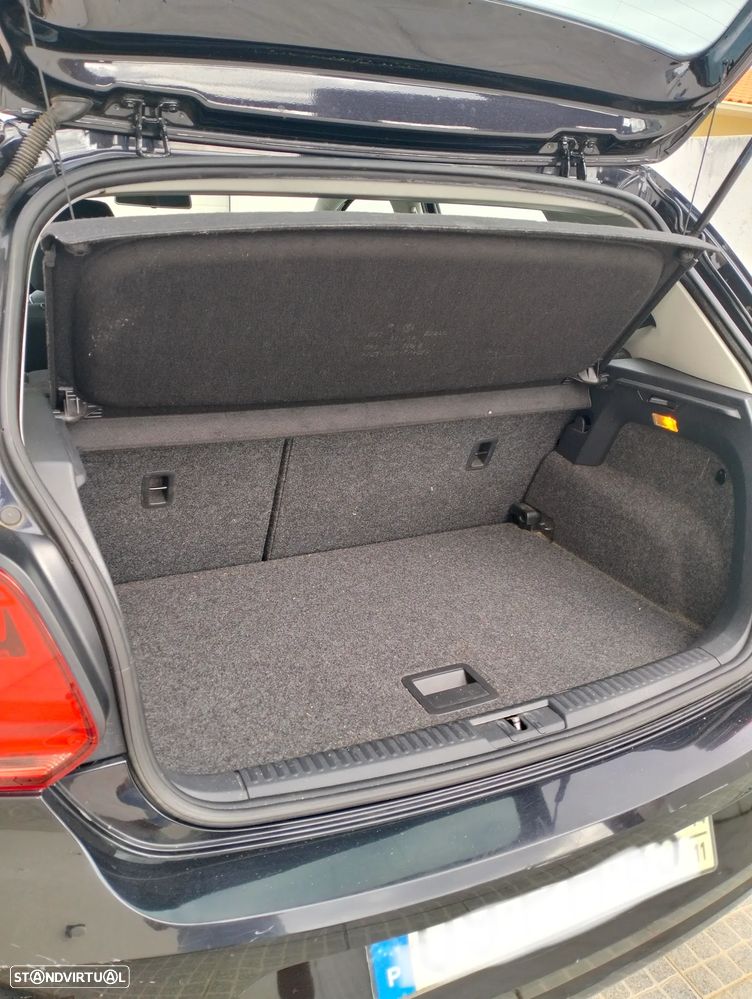 Volkswagen Polo 1.0 Confortline — fotografia 5