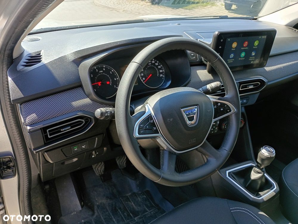 Dacia Jogger 1.0 TCe Comfort 7os - 11