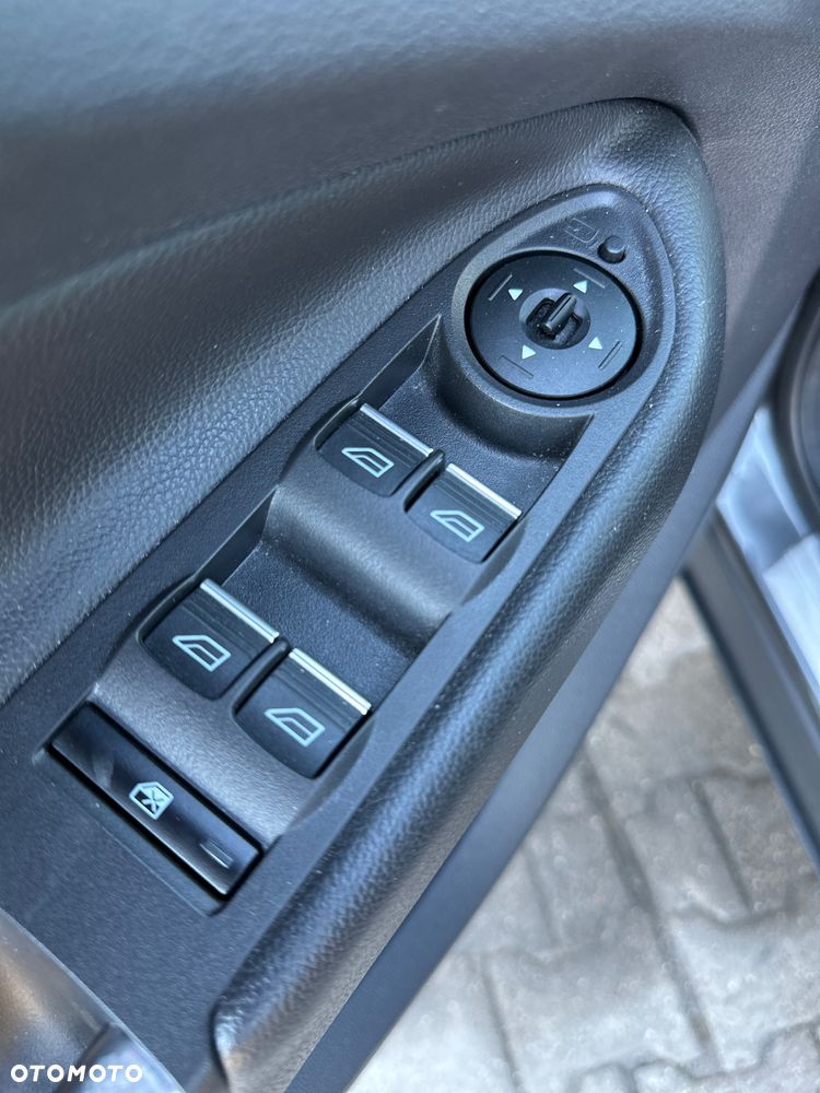 Ford Kuga 1.5 EcoBoost FWD Titanium ASS - 9