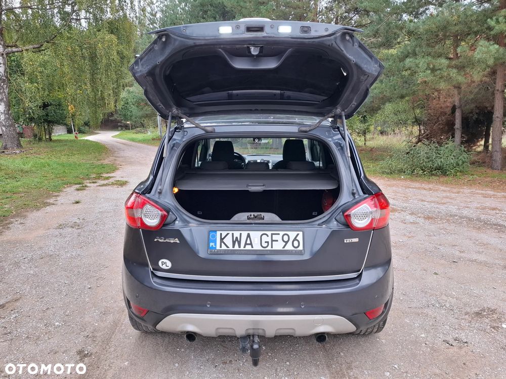 Ford Kuga - 10