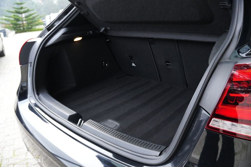 Mercedes-Benz A 180 d AMG Line Aut. - 31