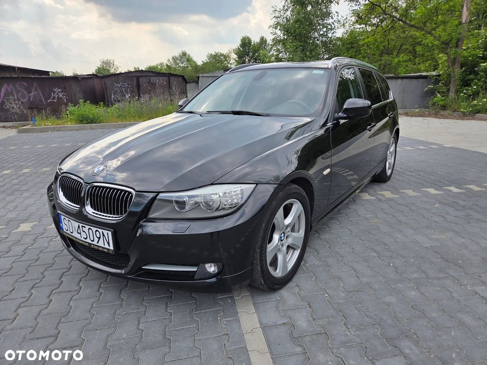 BMW Seria 3 318i - 4