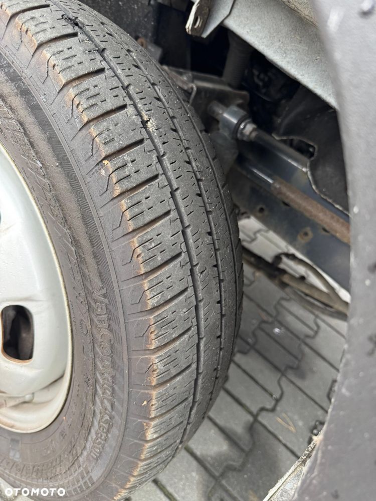 Iveco 35C13,,35C14,,35C15 - 13