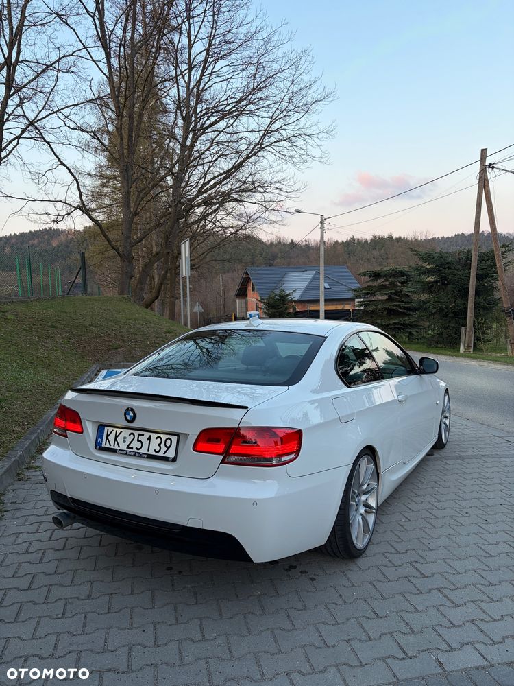 BMW Seria 3 320d - 4