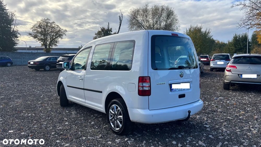 Volkswagen Caddy Maxi Comfortline BMT - 4