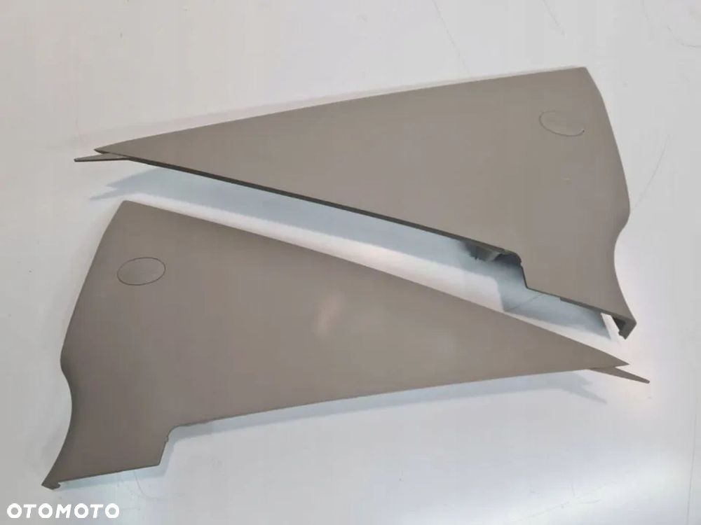 OSŁONA POSZYCIE SŁUPKA TYŁ CHEVROLET CRUZE SEDAN - 1