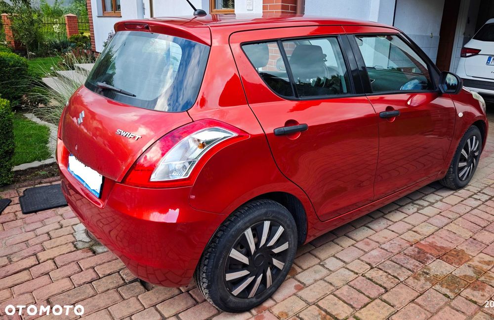 Suzuki Swift - 5