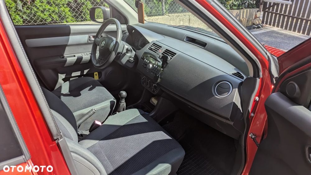 Suzuki Swift - 10