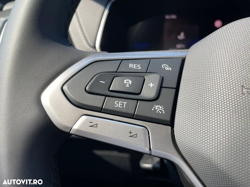 Volkswagen T-Cross 1.5 TSI DSG R-Line - 24