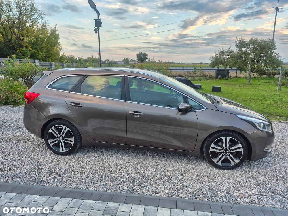 Kia Ceed - 6