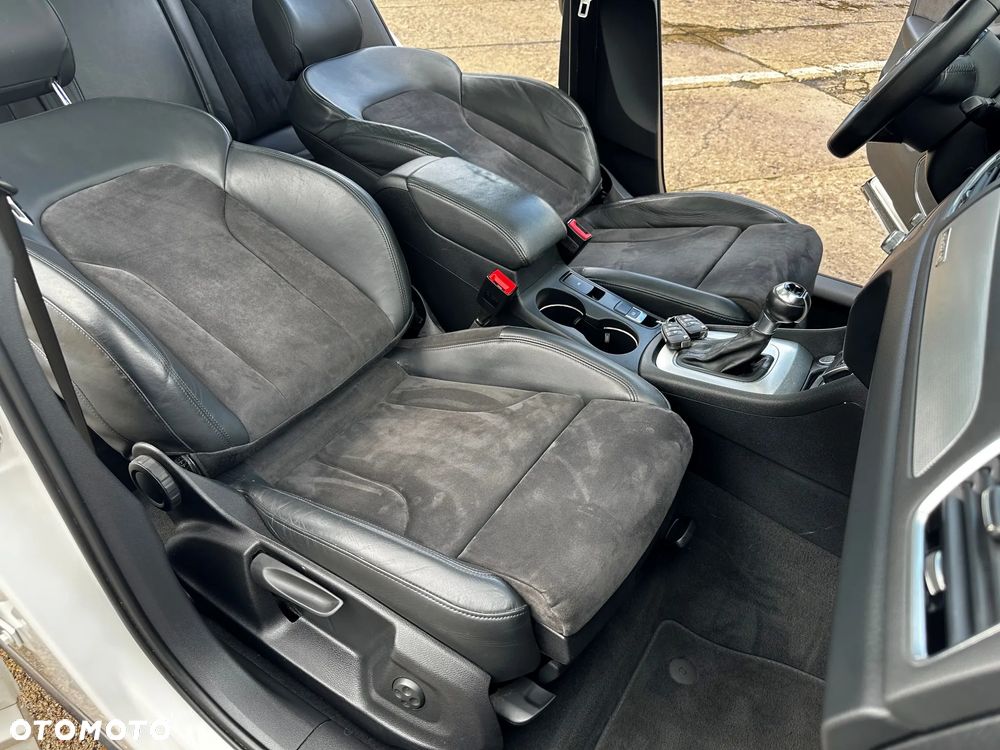 Audi Q3 2.0 TDI Quattro S tronic design - 22