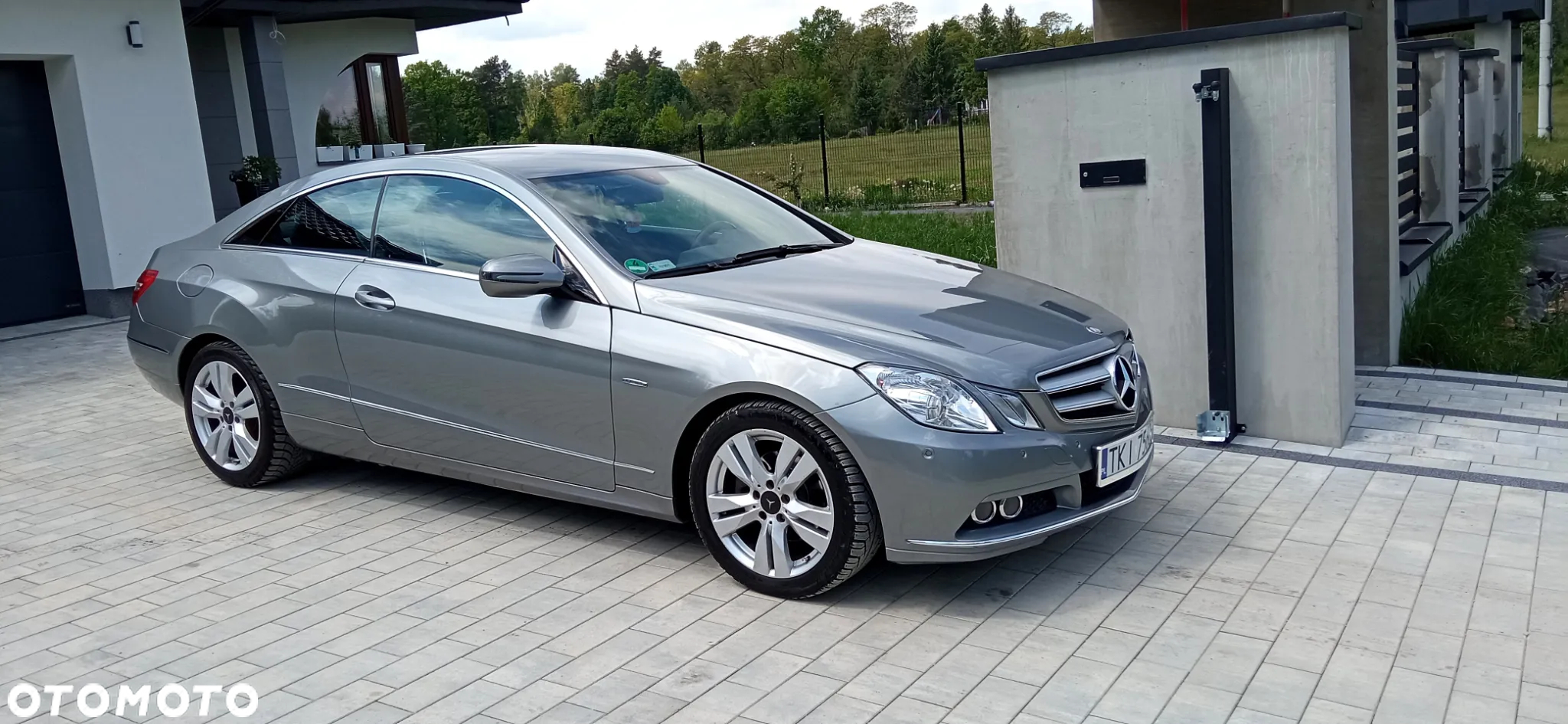 Mercedes-Benz Klasa E 250 CGI BlueEffICIENCY - 9