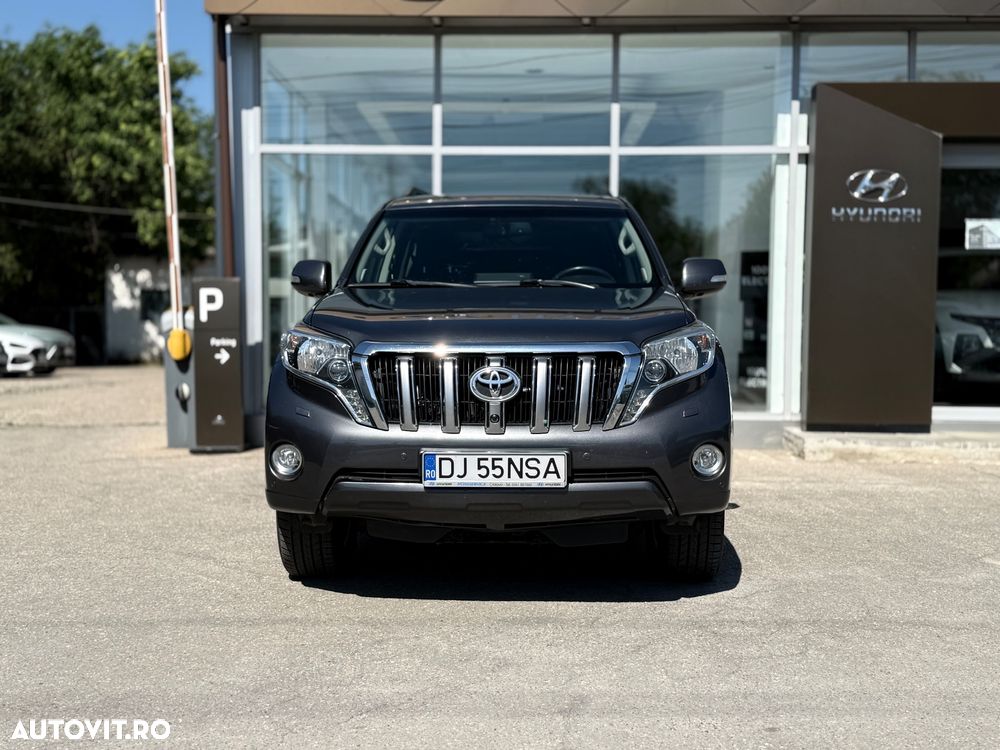 Toyota Land Cruiser 2.8l Turbo D-4D AVS Aut. Luxury - 2