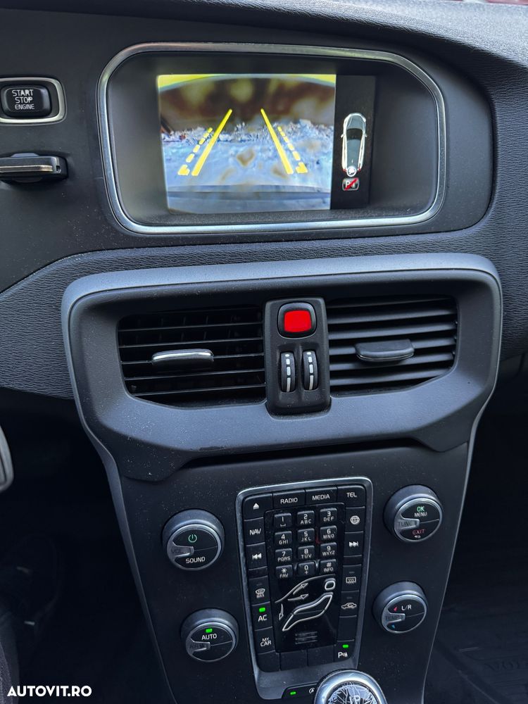 Volvo V40 D2 Aut. Basic - 12