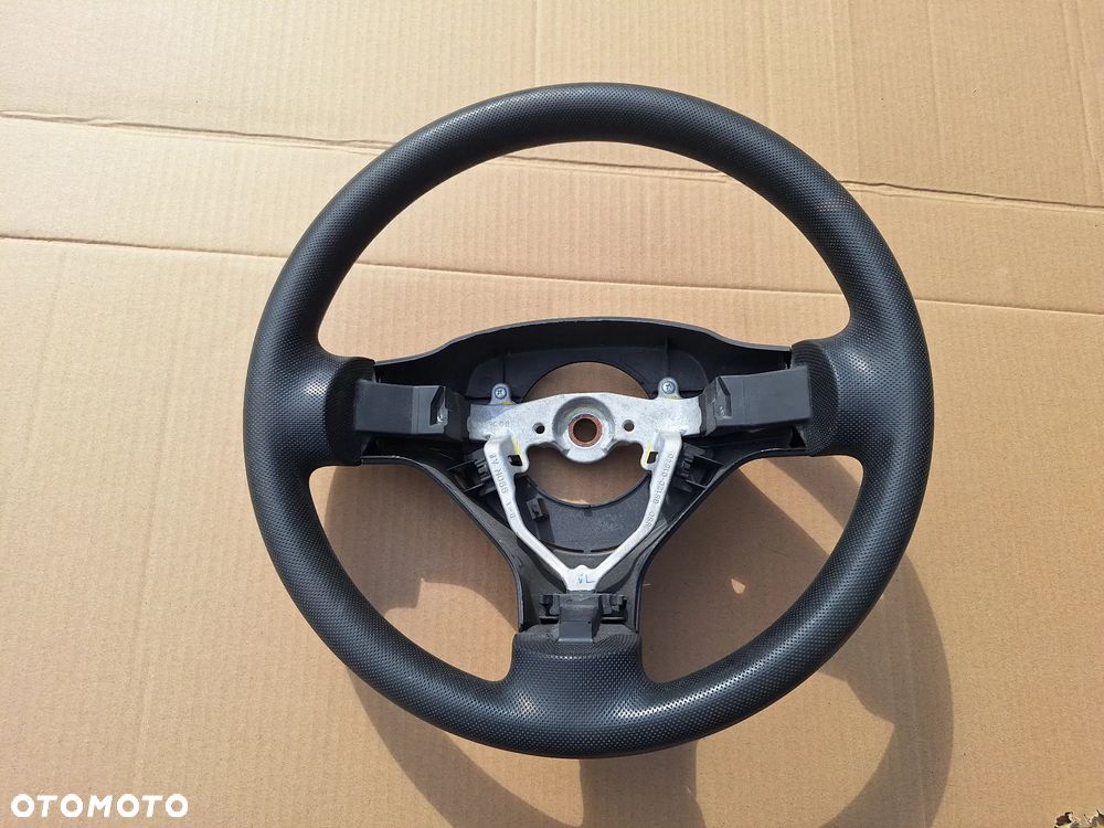 KIEROWNICA MULTIFUNKCYJNA PEUGEOT 107 AYGO C1 - 1