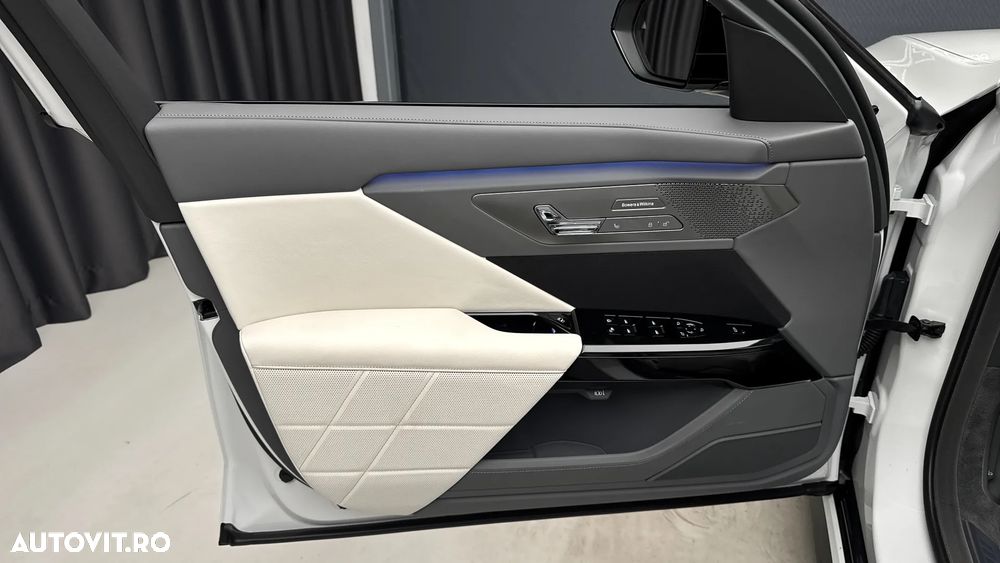BMW Seria 7 740 xDrive MHEV - 11