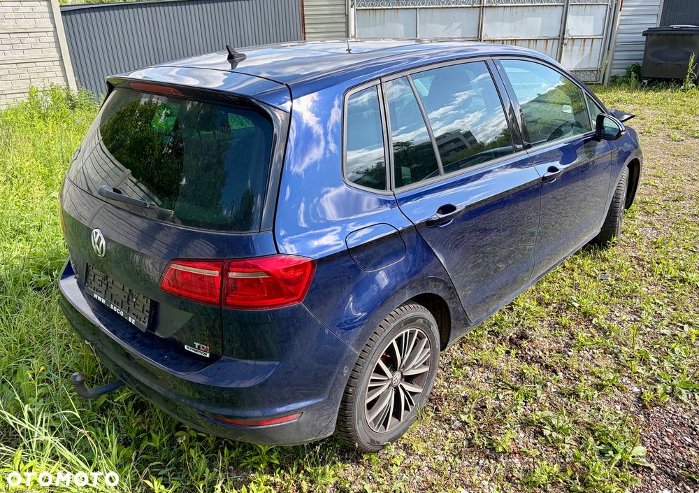 Volkswagen Golf - 17