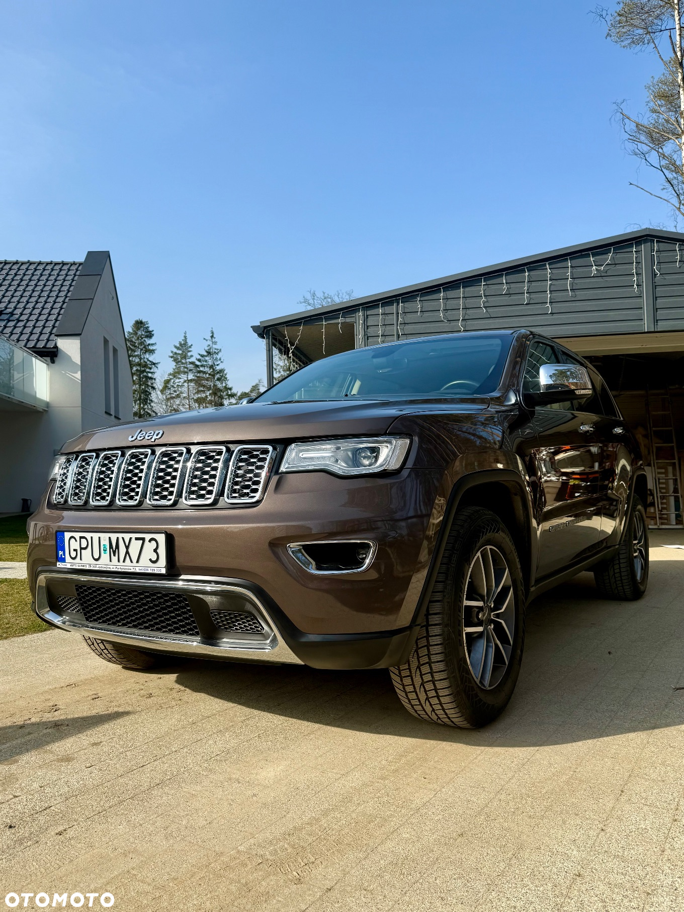 Jeep Grand Cherokee - 18