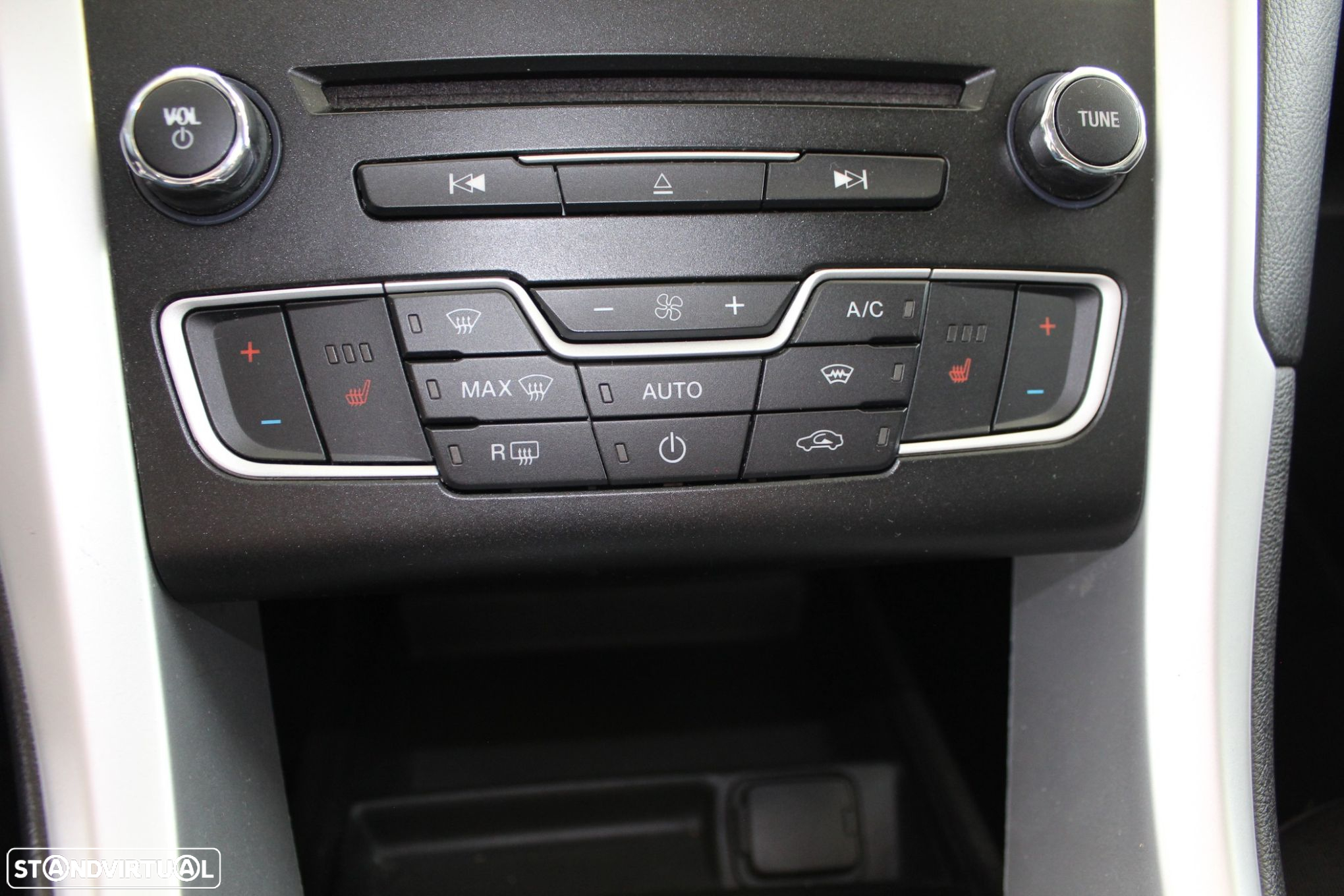 Ford Mondeo SW 1.5 TDCi Titanium ECOnetic - 22